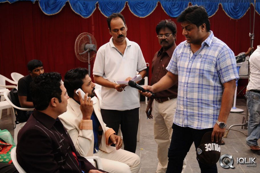 Pusthakamlo Konni Pageelu Missing